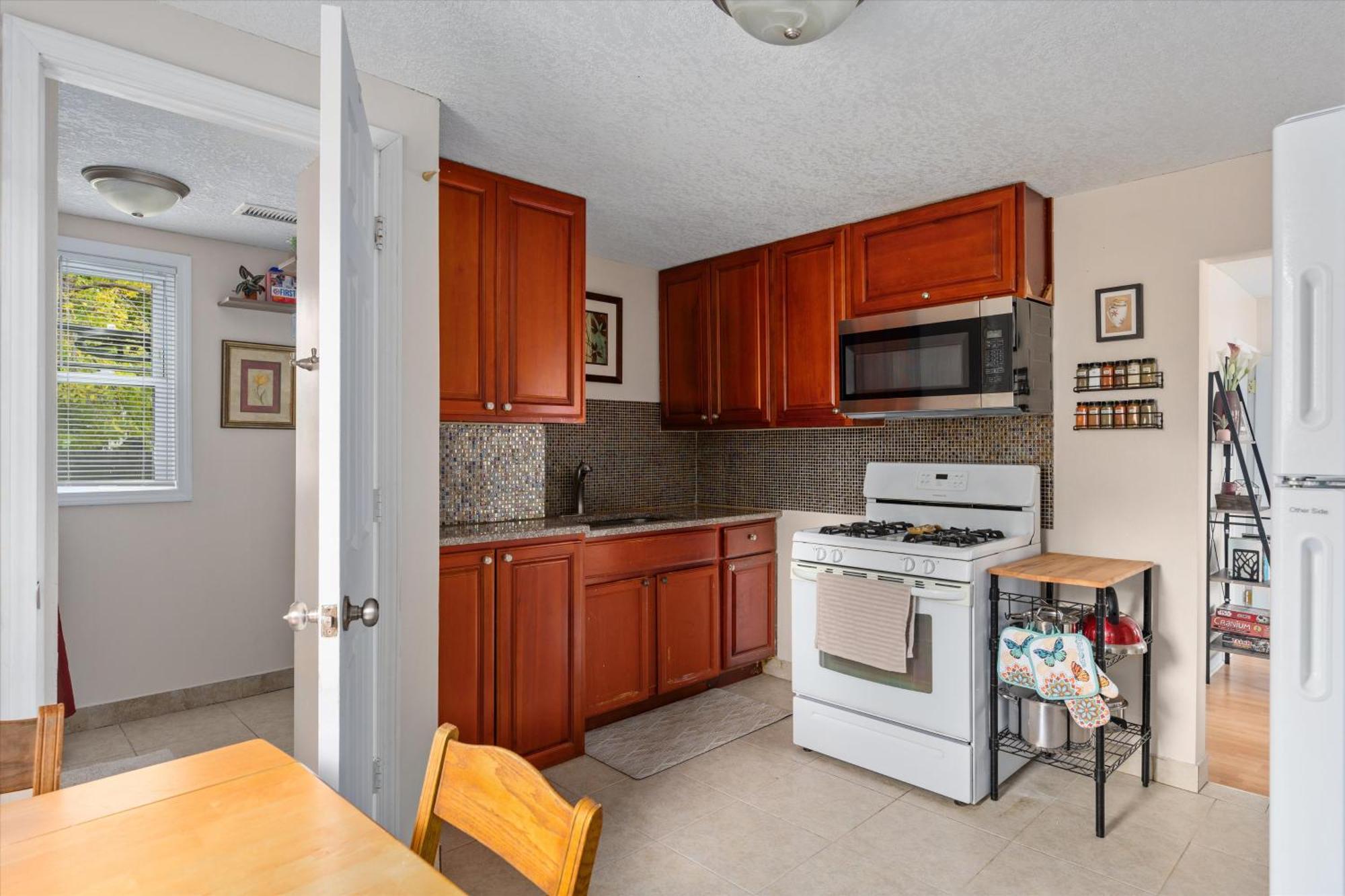 Tulip House - Quiet Home 10 Minutes From Downtown Миннеаполис Экстерьер фото